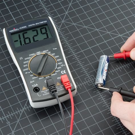 testing voltage with a multimeter